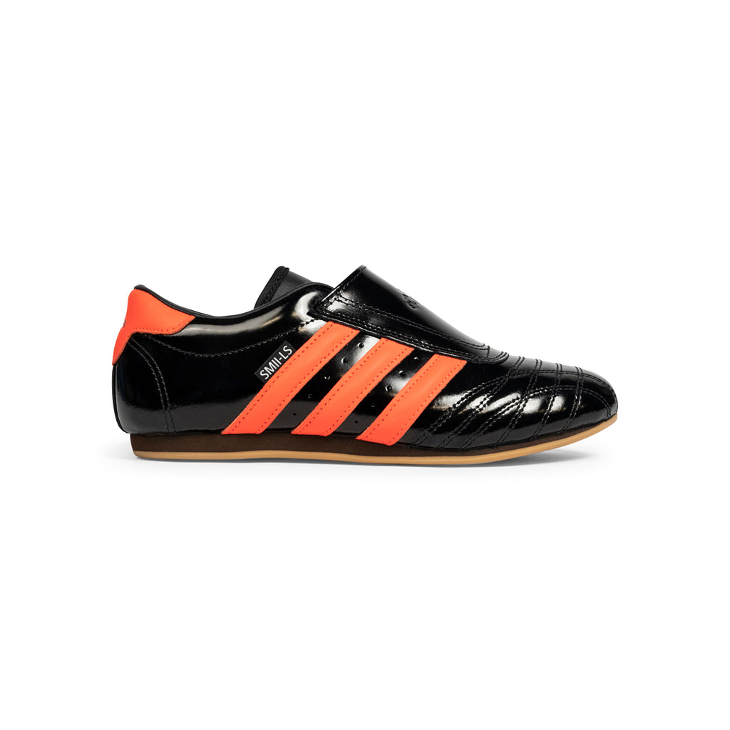 Adidas TAEKWONDO W CBLACK/SOLRED/GUM3 Black