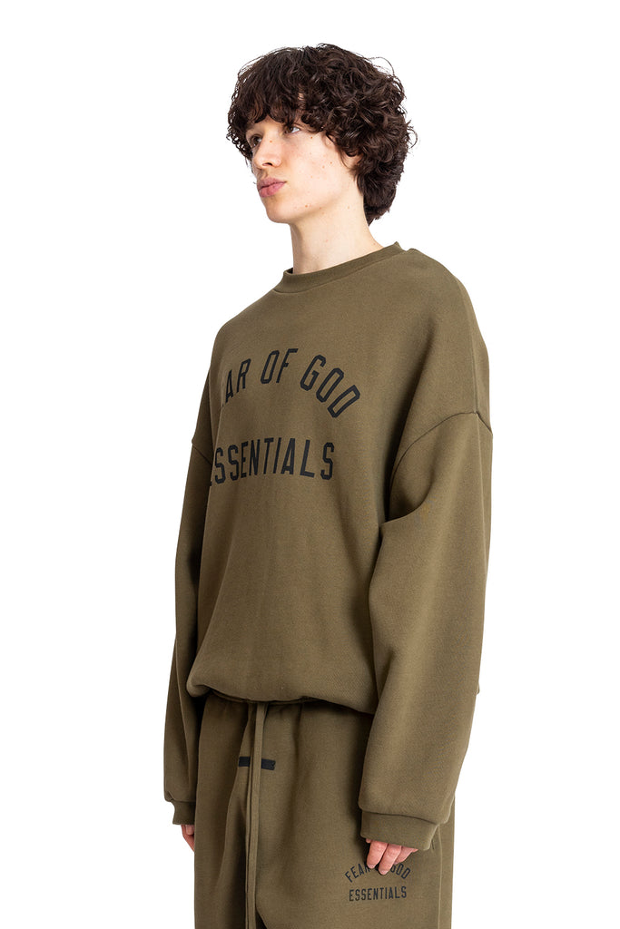 FOG ESSENTIALS FLEECE CREWNECK OLIVE Dark Olive Green