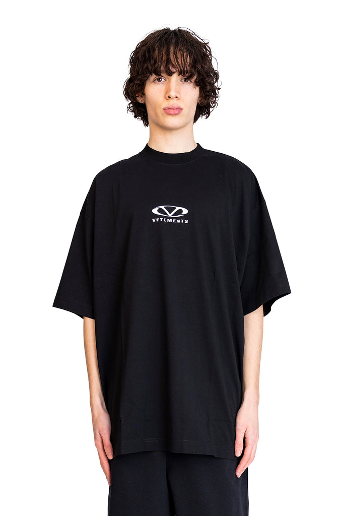 VETEMENTS OVAL LOGO OVERSIZED T-SHIRT BLACK/WHITE Dark Slate Gray