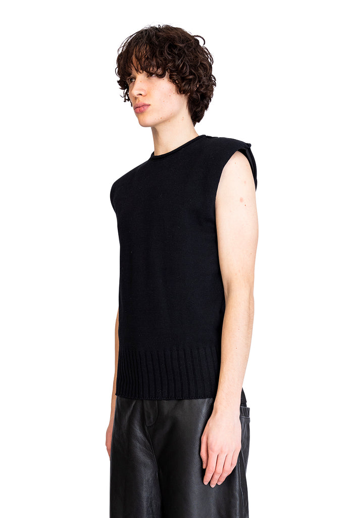 ENTIRE STUDIOS BURNS KNIT VEST BLACK Wheat