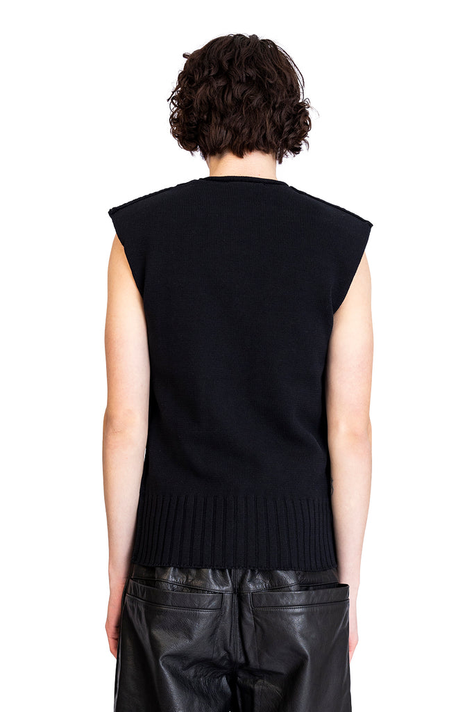 ENTIRE STUDIOS BURNS KNIT VEST BLACK Wheat