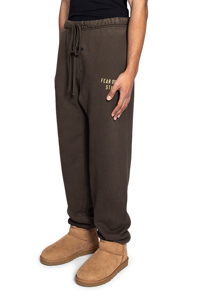 FOG ESSENTIALS HEAVY FLEECE ESSENTIALS SWEATPANT BROWN Dark Slate Gray